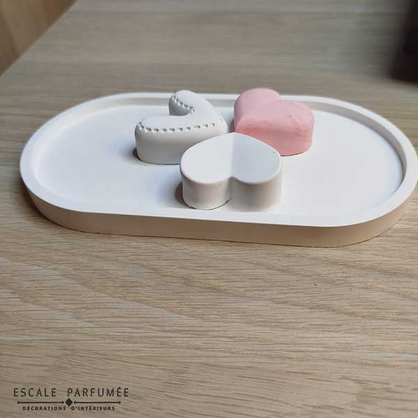 Plateau Ovalis en gypse par Escale Parfumée