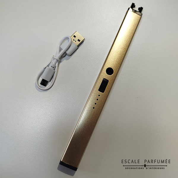 Briquet avec adaptateur USB de couleur Doré