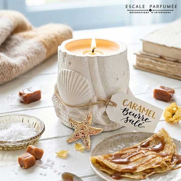 Bougie Roche Marine & sa broche "Etoile de Mer", Parfum Caramel Beurre Salé par Escale parfumée