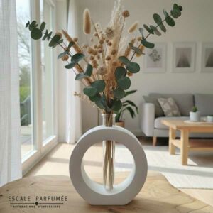 Vase Essence Floral en Gypse par Escale parfumée