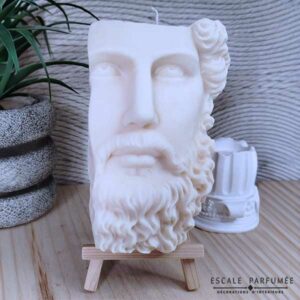 Bougie-Le-Souffle-de-l'Olympe-par-Escale-parfumée