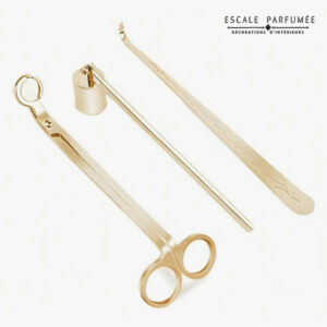 Ensemble d'articles indispensable pour l'utilisation des bougies (éteignoir, coupe mèche, crochet à tige)